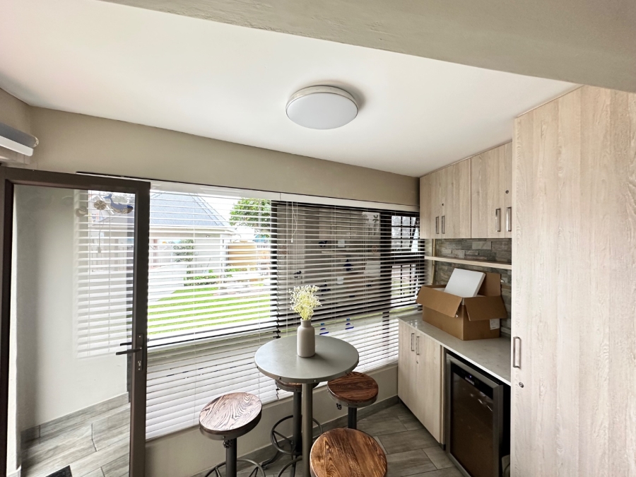 2 Bedroom Property for Sale in Hartenbos Central Western Cape